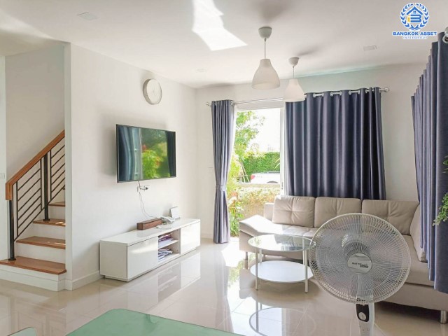 *****บ้านแฝดมือสองย่านกรุงเทพฯ ม.โกลเด้นนีโอ บางนา-สวนหลวง เนื้อที่ 35.71 ตร.ว. ฟังก์ชัน 4 ห้องนอน 3 ห้องน้ำ 2 ที่จอดรถ บ้านสวยสภาพดี บนทำเลแห่งการเดินทาง ใกล้สนามบิสุวรรณภูมิ, รถไฟฟ้าแอร์พอร์ต เรล ลิงก์ "สถานีซีคอน" และทางด่วน "บูรพาวิถี"